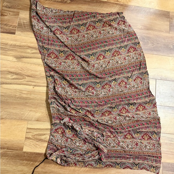 Chic One-Shoulder Patterned Dress - Picture 3 of 4